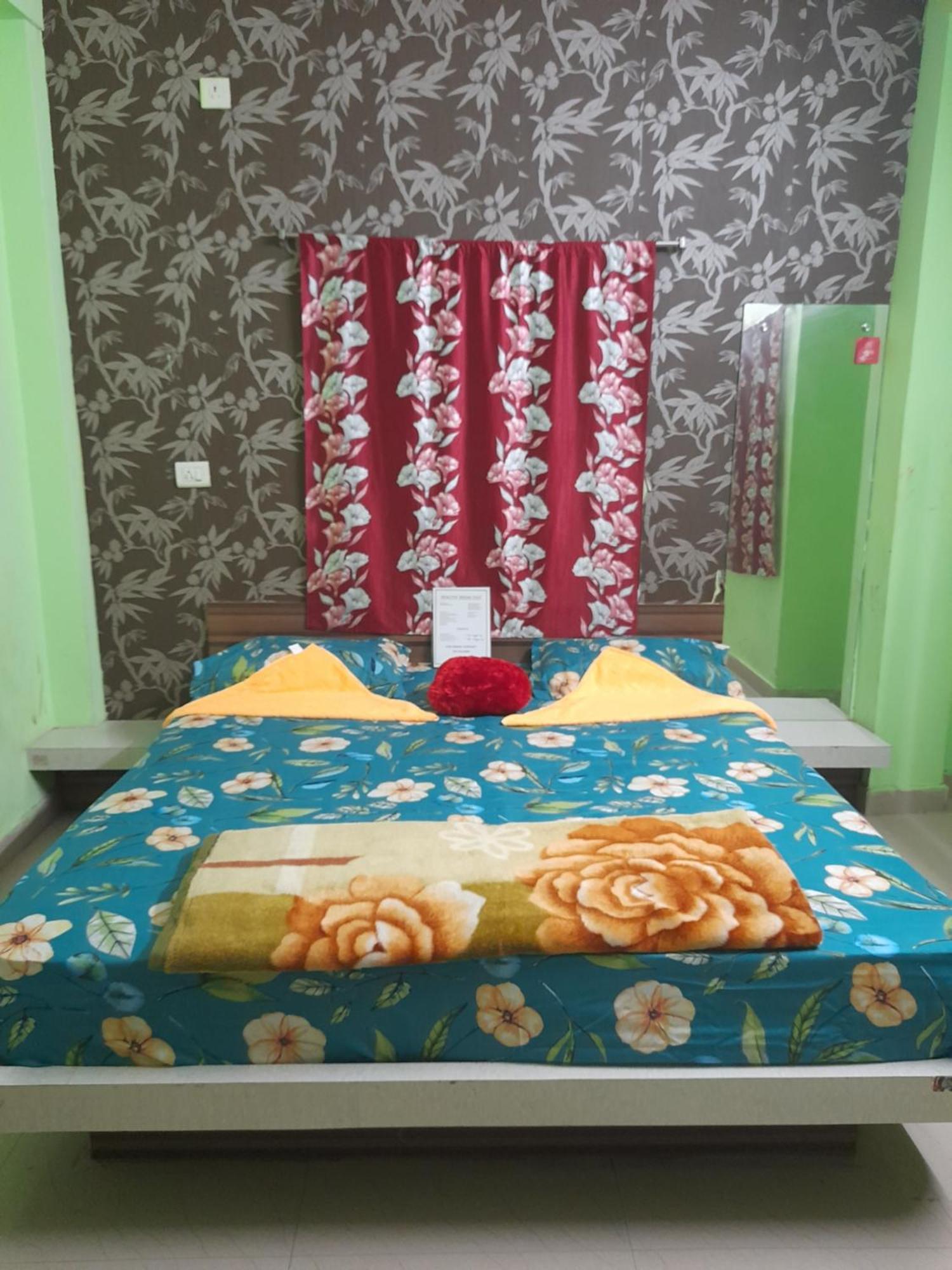 Hotel Tirupati Puri Dış mekan fotoğraf